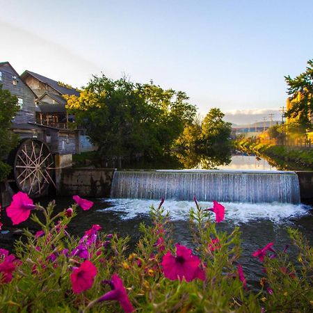 Ruby'S Lake House Villa Sevierville Esterno foto